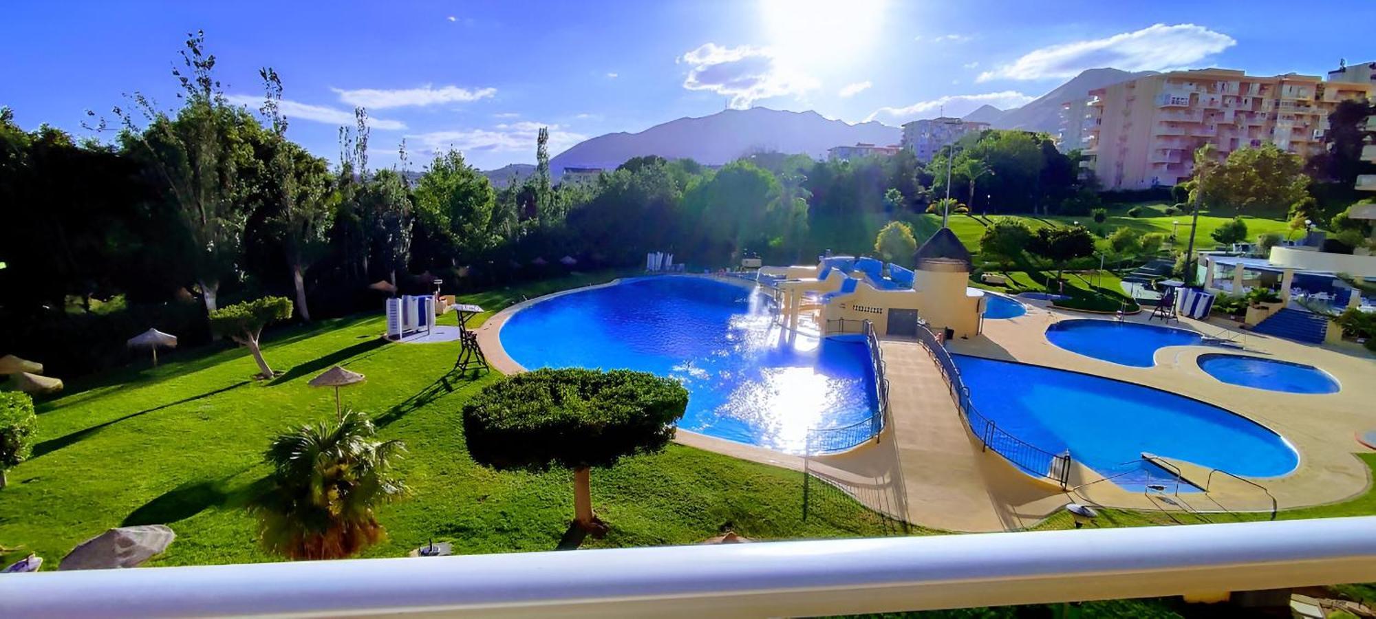 Luxury Suites Minerva Beach Benalmadena Exterior photo